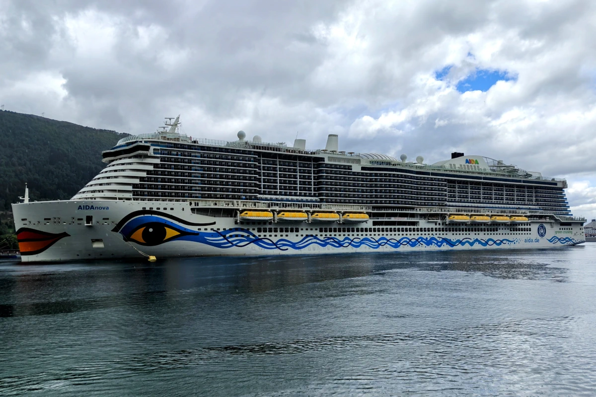 AIDAnova – nowoczesny statek wycieczkowy napędzany LNG, symbol technicznego przełomu we współczesnej żegludze
