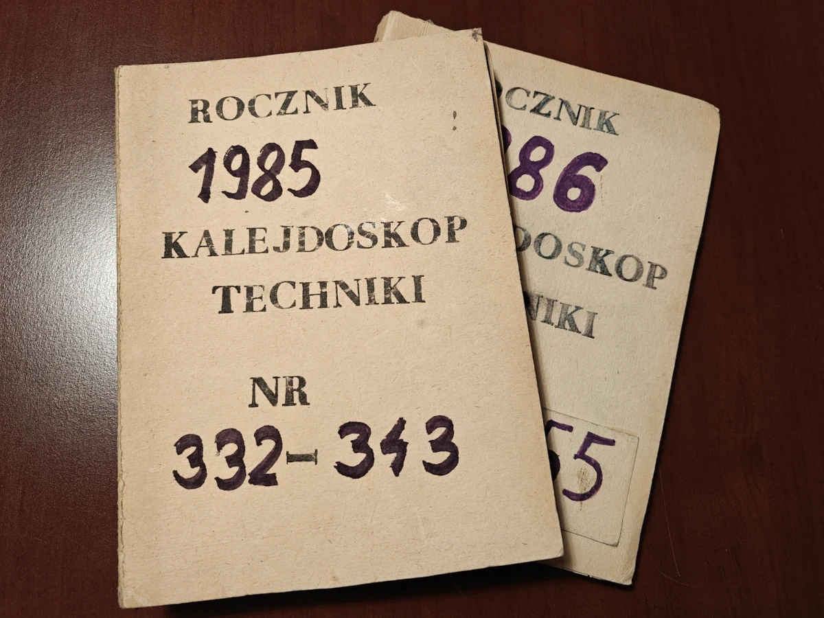 Ręcznie wykonana oprawa roczników pisma Kalejdoskop Techniki przygotowana przez 13-letniego Mariusza