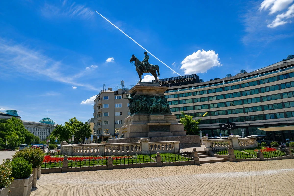 Pomnik Cara Wyzwoliciela na placu Narodowego Zgromadzenia w Sofii